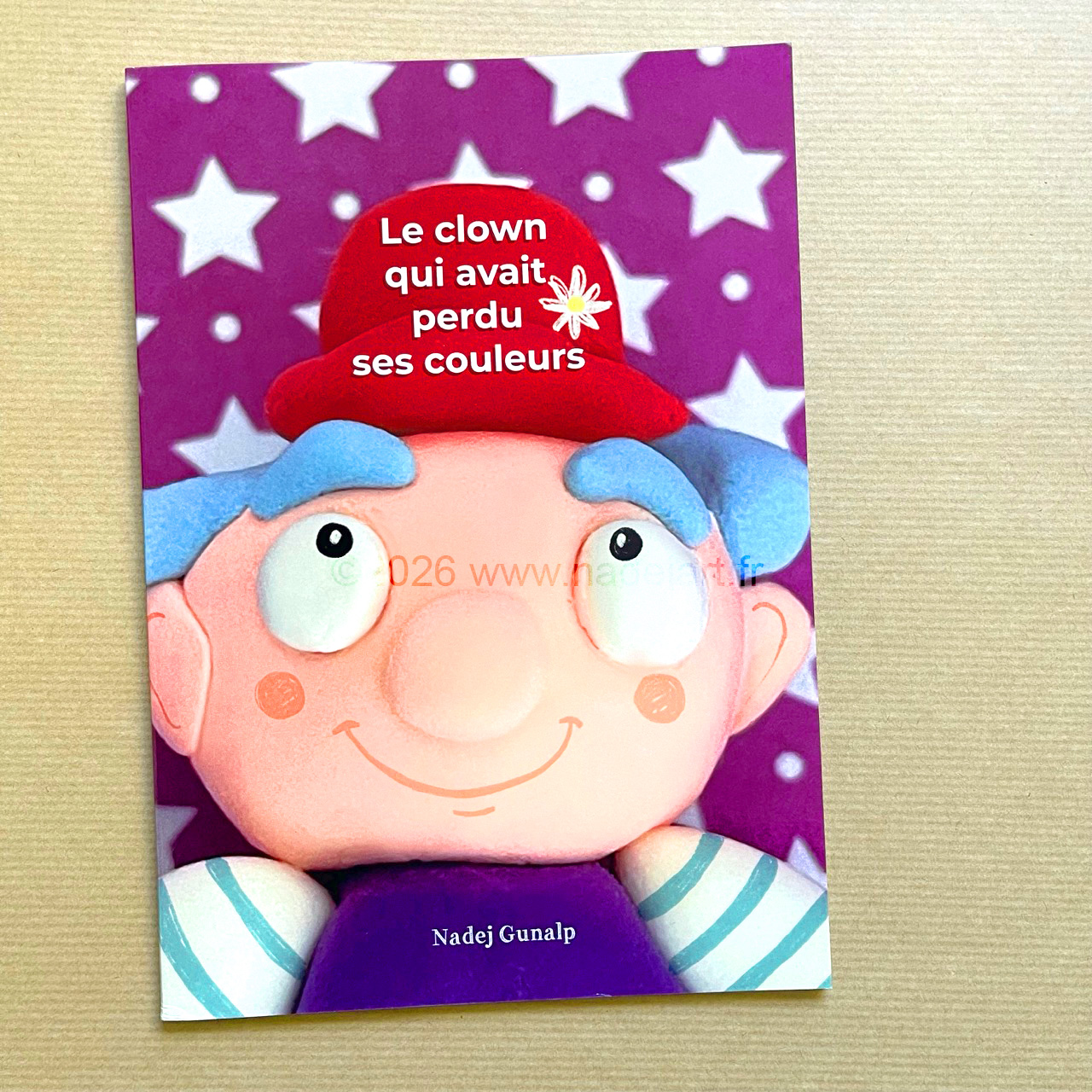 Album jeunesse bilingue "Le clown qui avait perdu ses couleurs" (The clown who had lost his colors)