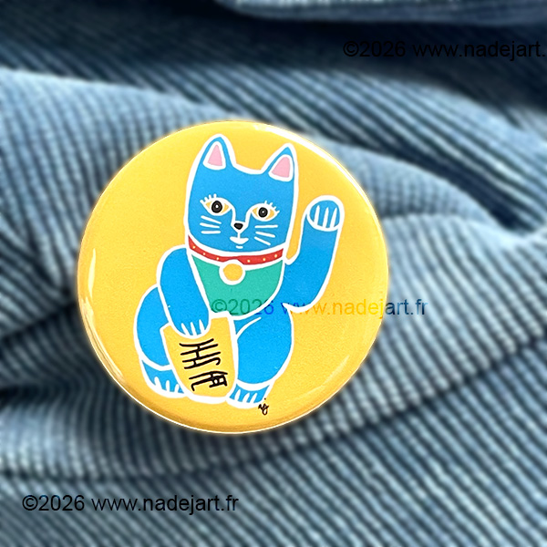 pin's badge porte bonheur maneki neko bleu