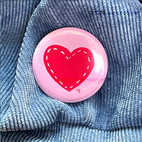 pin's badge porte-bonheur coeur