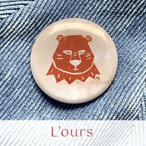 pin's badge animal totem ours
