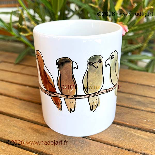 tasse en céramique blanche avec des oiseaux ©2026 www.nadejart.fr